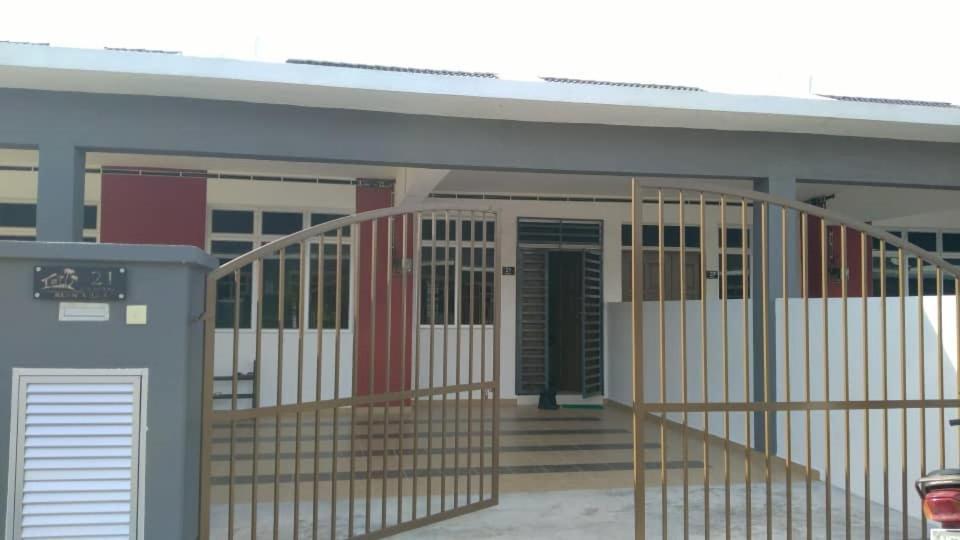 פורט דיקסון Reenvillahomestayportdickson מראה חיצוני תמונה